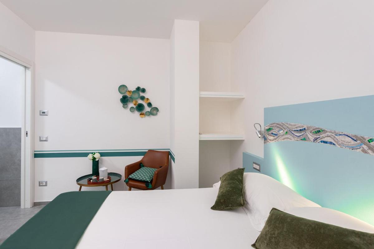 Hotel Little Square Arona Exterior foto