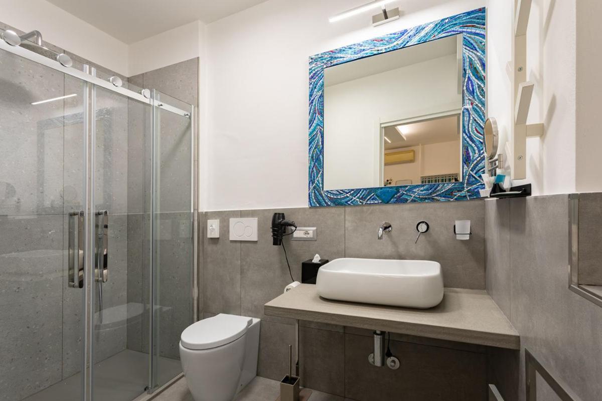 Hotel Little Square Arona Exterior foto